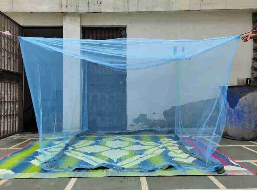 Distribution of Mosquito Nets and Food During Garissa Floods